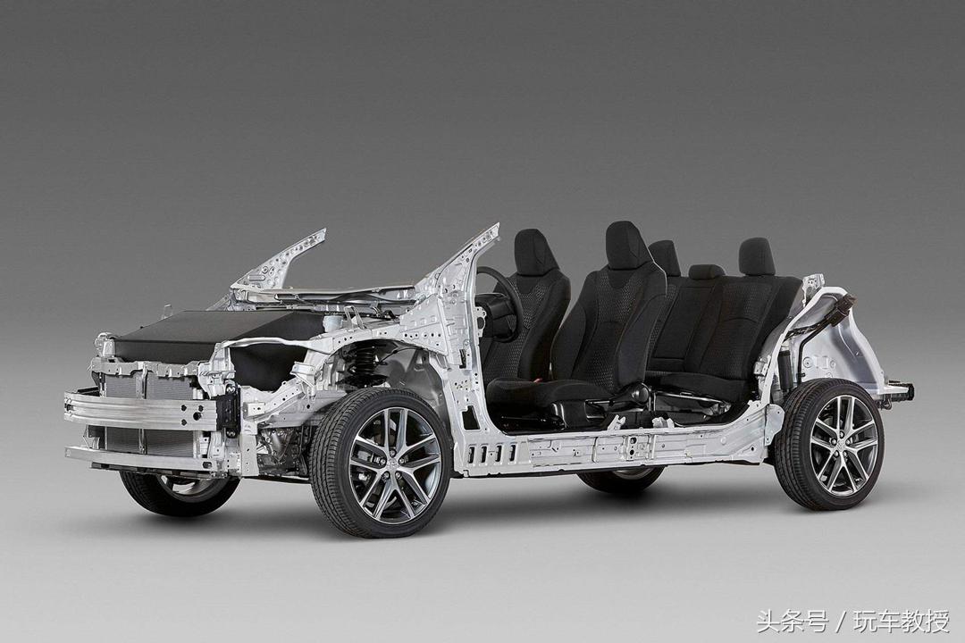 途观l和奥迪q5发动机是一款吗,价格差不多买q5l还是途昂