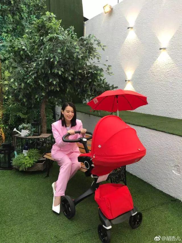 2018别养蛙了！身边的人都变潮爸潮妈了，我可能是个假的90后……