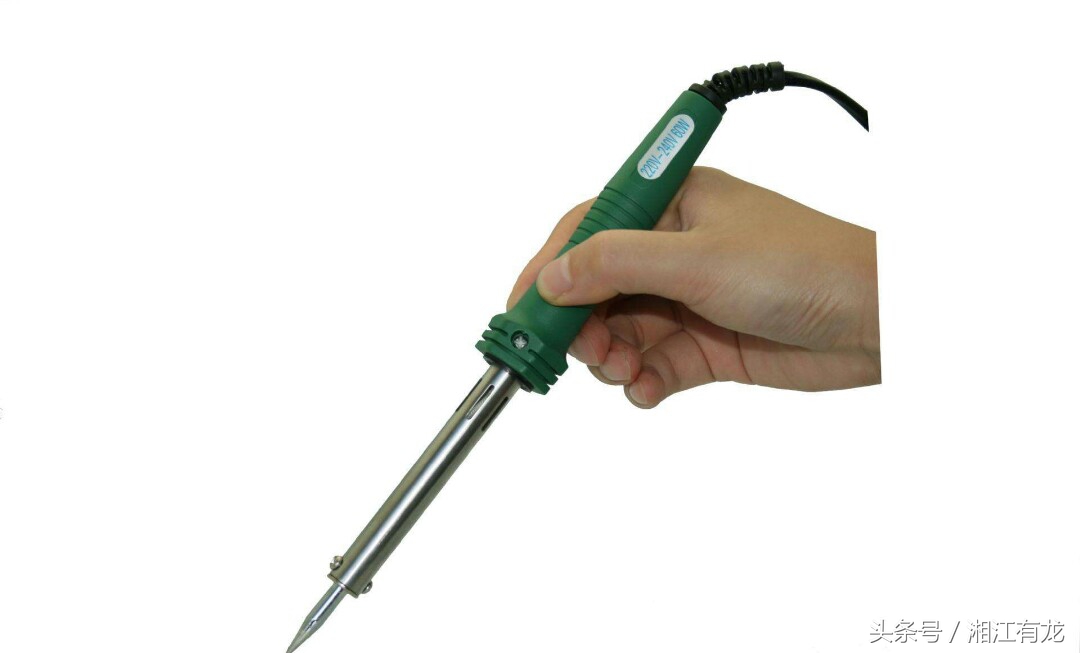 电烙铁芯片焊接技巧,电烙铁焊接多脚元件技巧