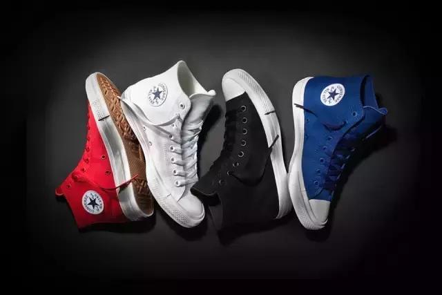 帆布鞋怎么穿搭才人见人爱,帆布鞋可自由搭配一鞋六穿