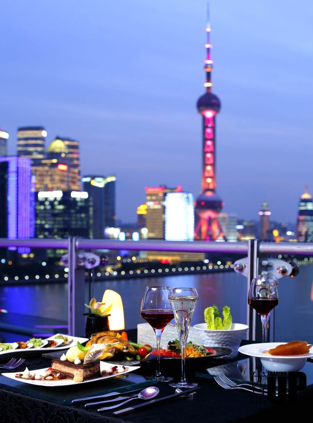 顶级露台餐厅推荐,下雨天适合去的氛围感餐厅