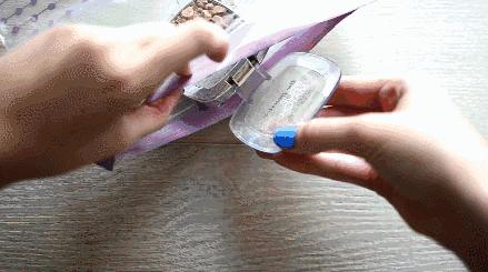 达人告诉你唇膏断了怎么办,唇膏坏了怎么融化后定型