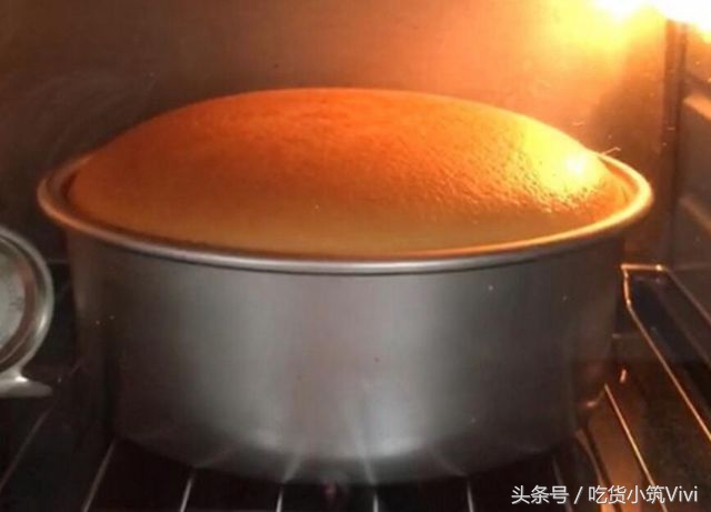 焙友蛋糕,戚风蛋糕烤完是湿的是什么原因