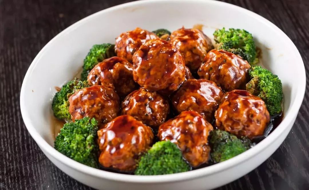 食堂红烧狮子头几两肉,食堂红烧狮子头正宗做法