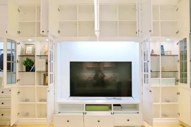 装白色的家具好看吗,装白色的柜子不耐脏吧