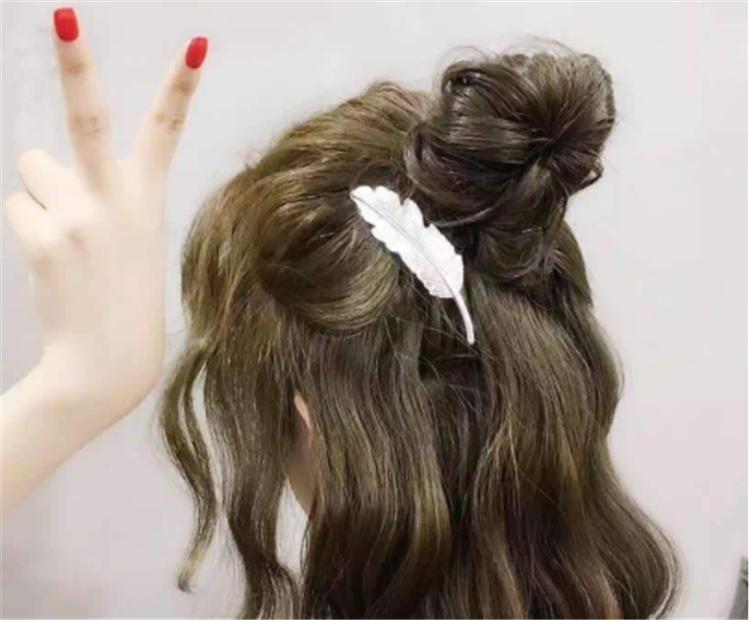 短发凌乱头发怎么打理女生,短发乱翘怎么打理