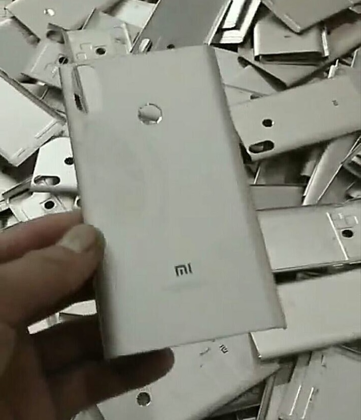 小米6x的背板是金属吗,小米6金属后盖