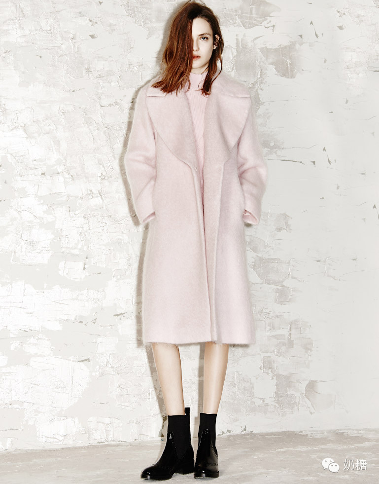 穿搭天气渐冷,超冷天气的时尚穿搭女生