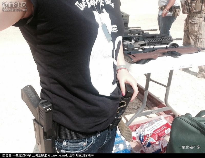 26岁女汉子苦练20年武功越战越勇,女汉子练枪视频