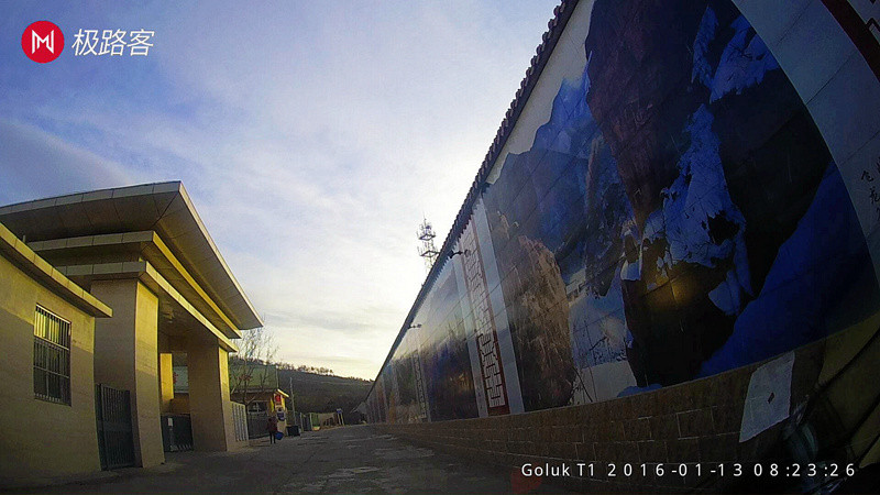 安全,畅玩兼得?极路客T1智能行车记录仪完美体验