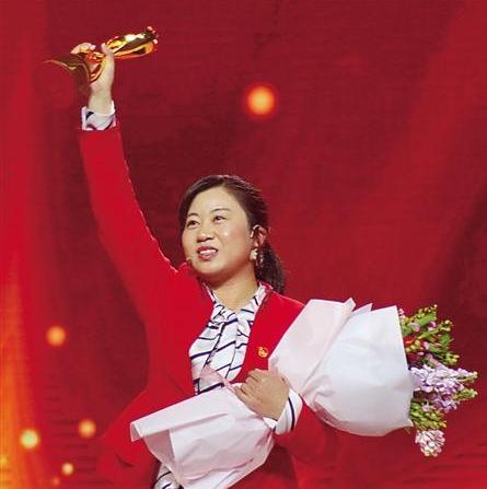 2012重庆十大感动人物,2018年感动重庆人物