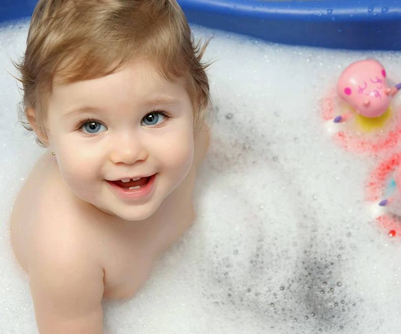 婴儿湿疹的护理方法有哪些,宝宝得了湿疹怎么办呢科普视频