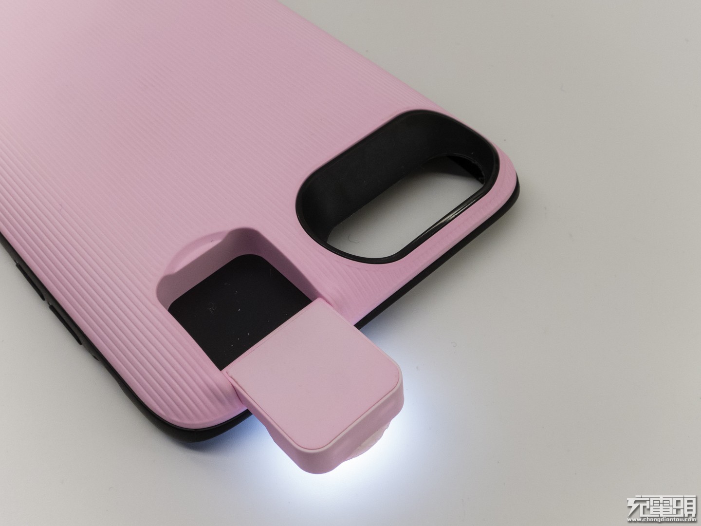 现在手机换电池麻烦,汽车换电池麻烦吗