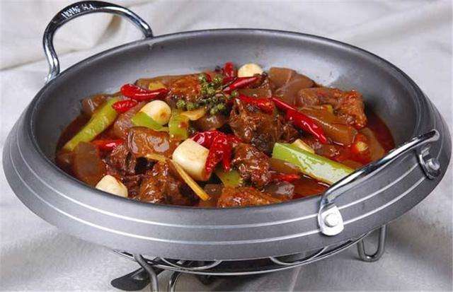 用新鲜魔芋制作魔芋豆腐全过程,做魔芋豆腐一斤魔芋应加多少碱