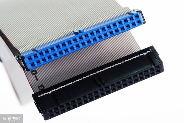 一台电脑能不能装两块硬盘,如何在一台电脑上装两块硬盘