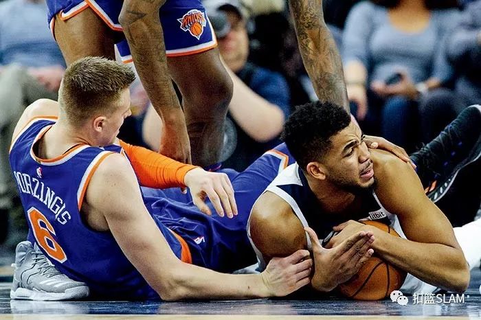 哈登和库里综合实力谁更强,库里历史地位完爆哈登