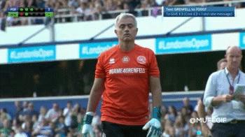 既能踢前锋又能当门将的球员,足球场上除了门将最轻松的位置