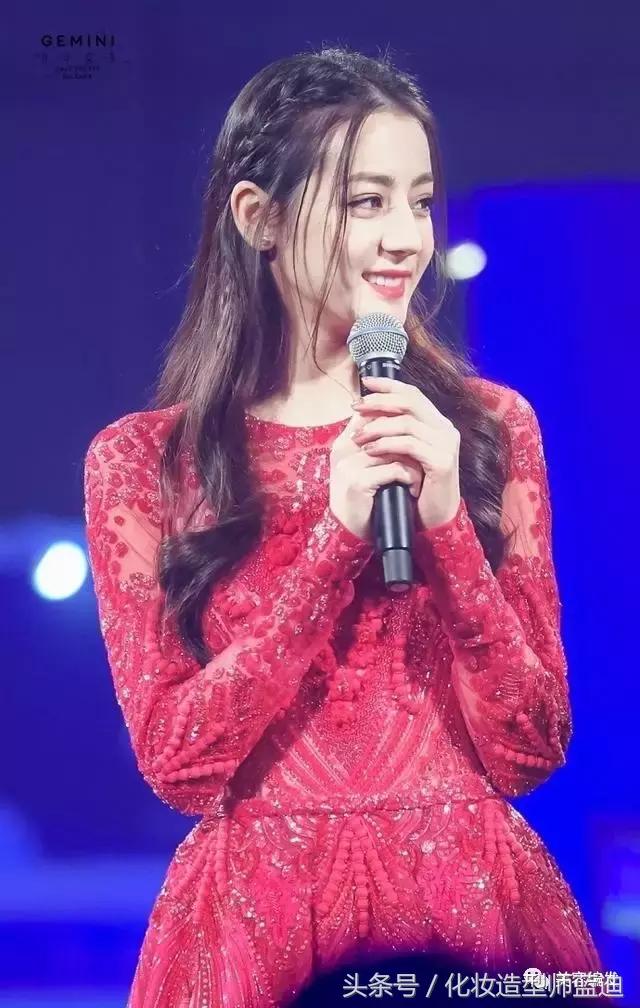 卷发公主头编发教程简单好看,编发教程温柔甜美女发型从头顶编