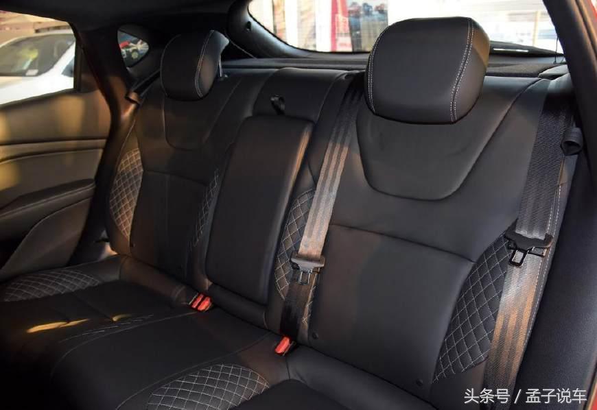 菲亚特两厢车1.5排量07年费油,2018菲亚特两厢车1.4t后排空间