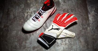 门将球星上脚球鞋,足球门将要什么球鞋