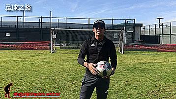 花式技巧之胸部吸球教学