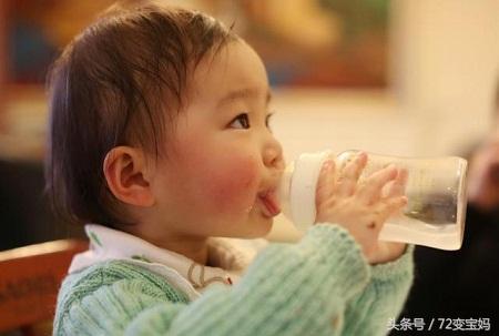 宝宝屁屁总是臭臭的,宝宝屁屁有一股臭味