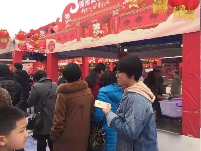 大年初一都匀哪里热闹,大年初一的现状