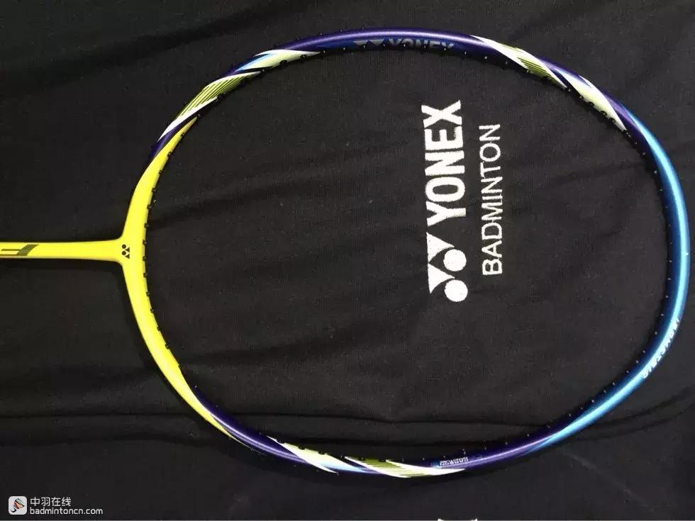 yonex羽毛球拍套装,羽毛球装备yonex102c