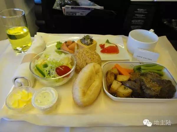 为啥飞机餐有那么难吃,飞机餐都不好吃吗