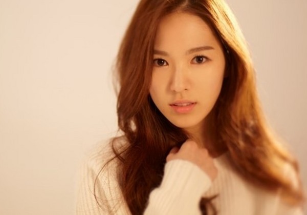 小圆脸的韩国女神,韩国小圆脸美女