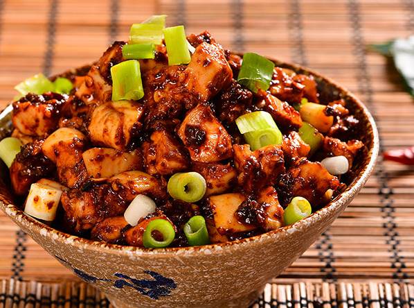 廖记棒棒鸡年销售额多少,廖记棒棒鸡一年能赚多少钱