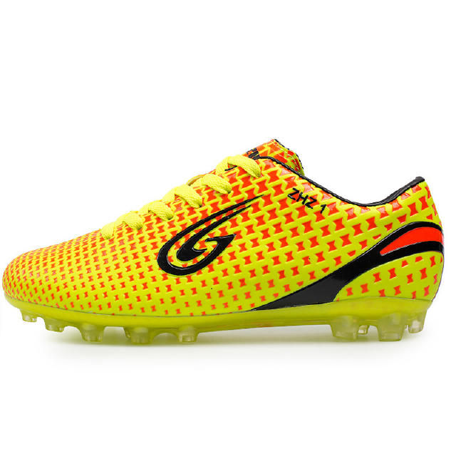 看看网红都穿什么球鞋,看看潮人穿什么巴黎世家