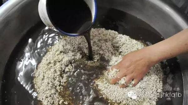 立夏糯米饭,立夏乌米饭香