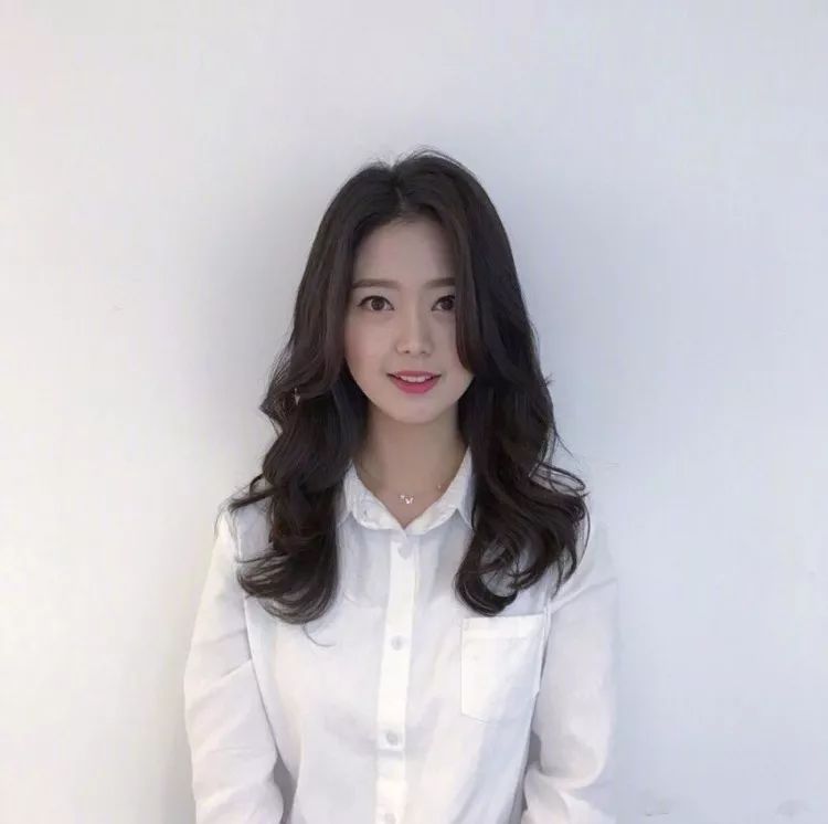 额头短脸大适合什么刘海,脸大发际线高适合什么刘海