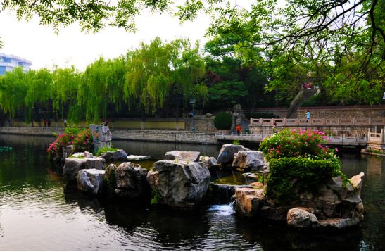 灵动的泉韵，来一场游老街感受老城风味的亲水之旅吧！