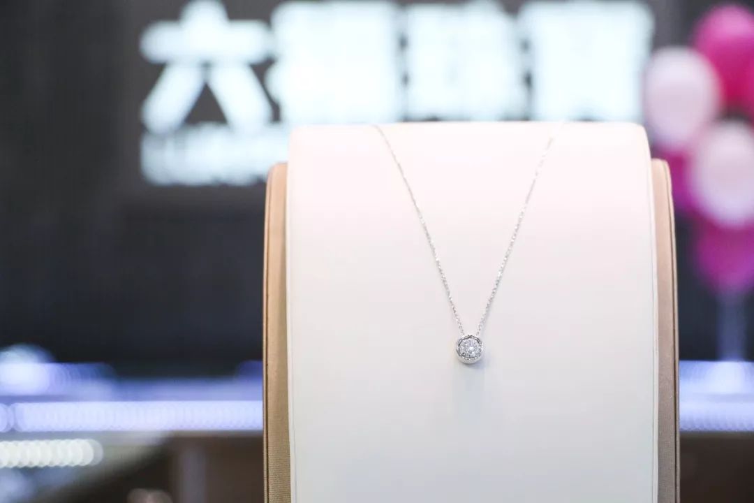 有一个问题，女神节礼物比5折还划算，就问你动不动心｜别忘了妈妈也是女神