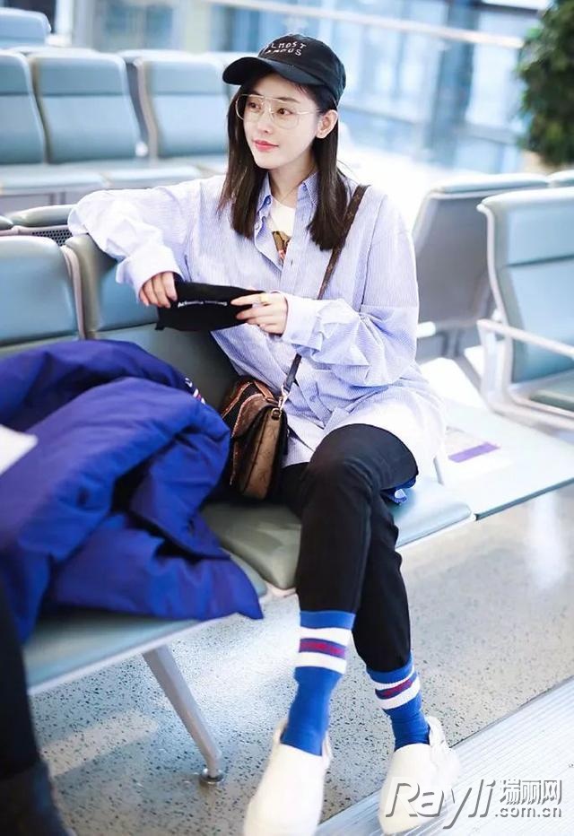 杨紫黑色阔腿牛仔裤,杨紫健身裤