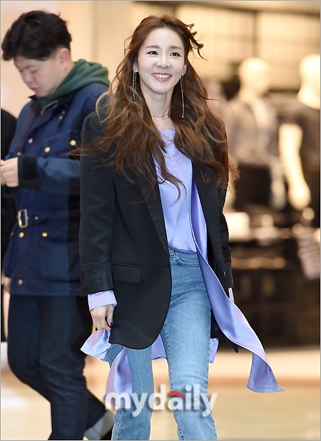 韩国女艺人sandara写真,sandara女艺人