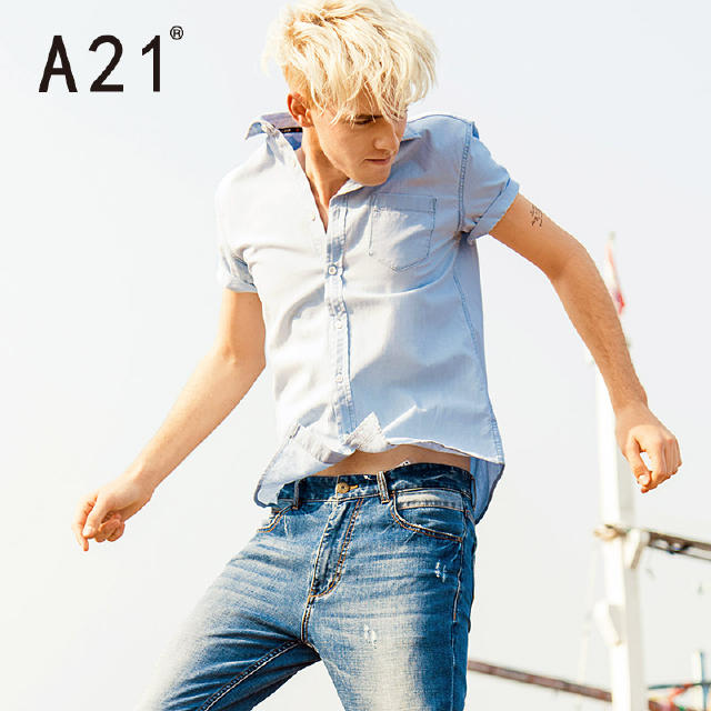 穿什么颜色的衣服，能够大幅提高男生的颜值？