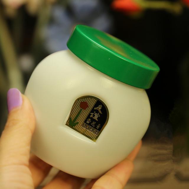 化个淡妆用什么化妆品就可以了,想化淡妆买些什么化妆品