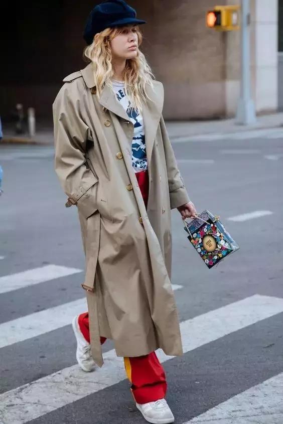 oversize微胖穿搭春季,这个春天一定要买条绿裤子