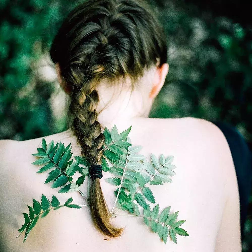 适合当朋友圈背景壁纸的图片,壁纸朋友圈背景图一束光原图