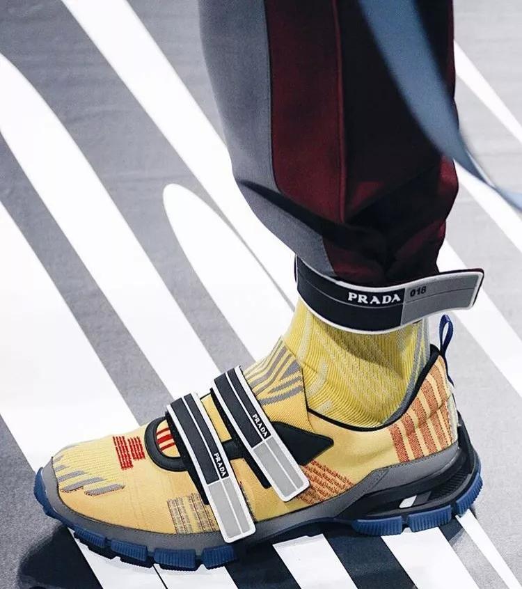 又好看又舒服的运动鞋,好看又便宜的运动鞋价格20元