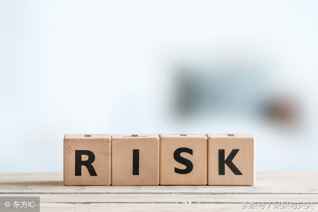 网恋最应该注意什么,什么是网恋网恋到底靠不靠谱