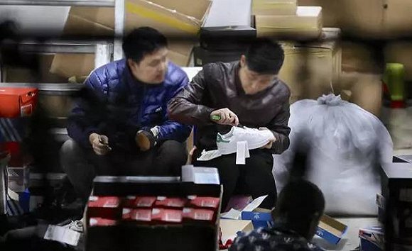 揭秘莆田鞋的那些事,带你揭秘莆田鞋的内幕避免被坑鞋