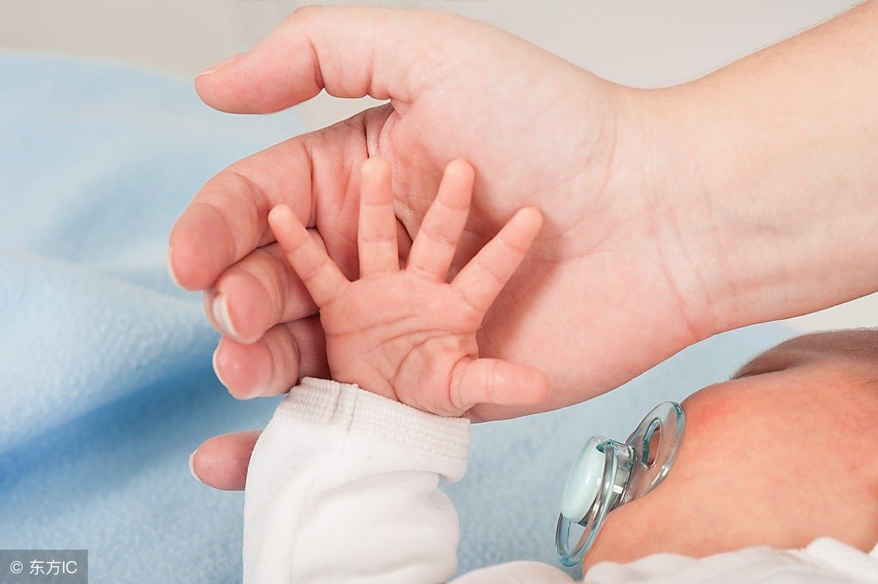 如何正确给你宝宝剪指甲,小宝宝不配合怎么给小宝宝剪指甲