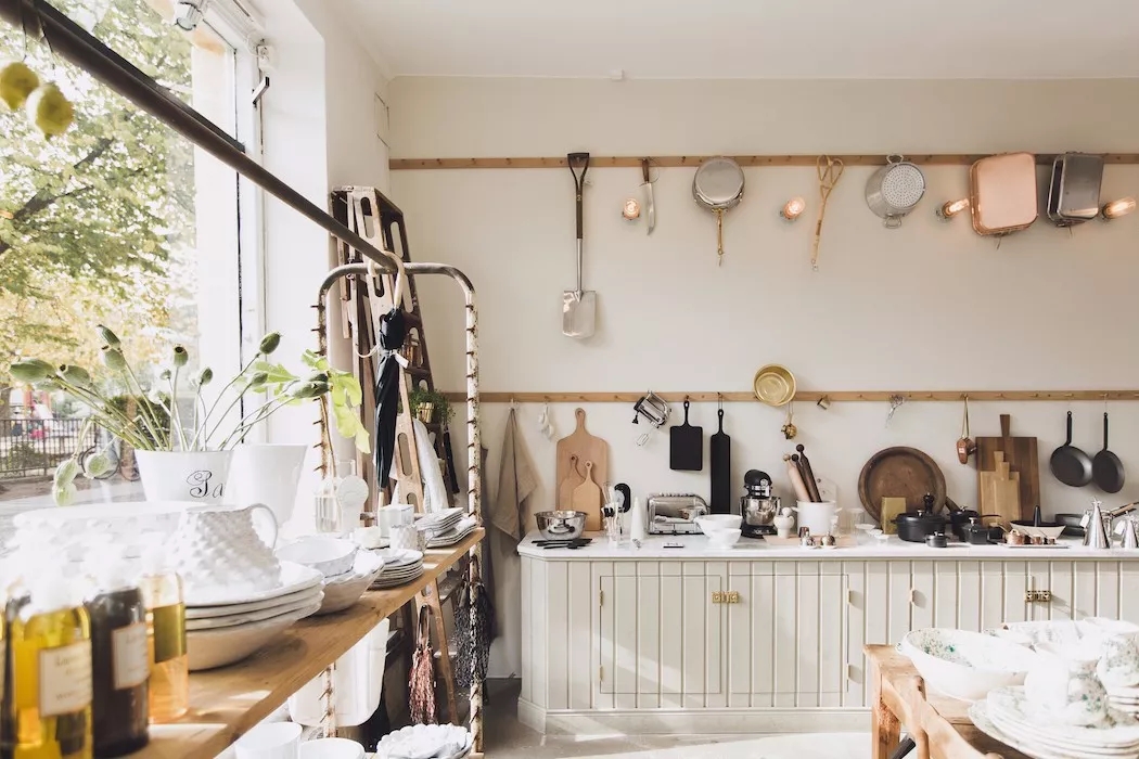 跟着“盐系”人设一起火了的,还有盐系家居