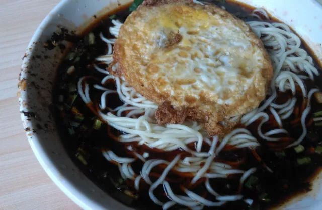 重庆最火的早餐小面,重庆人的早餐从一碗小面开始