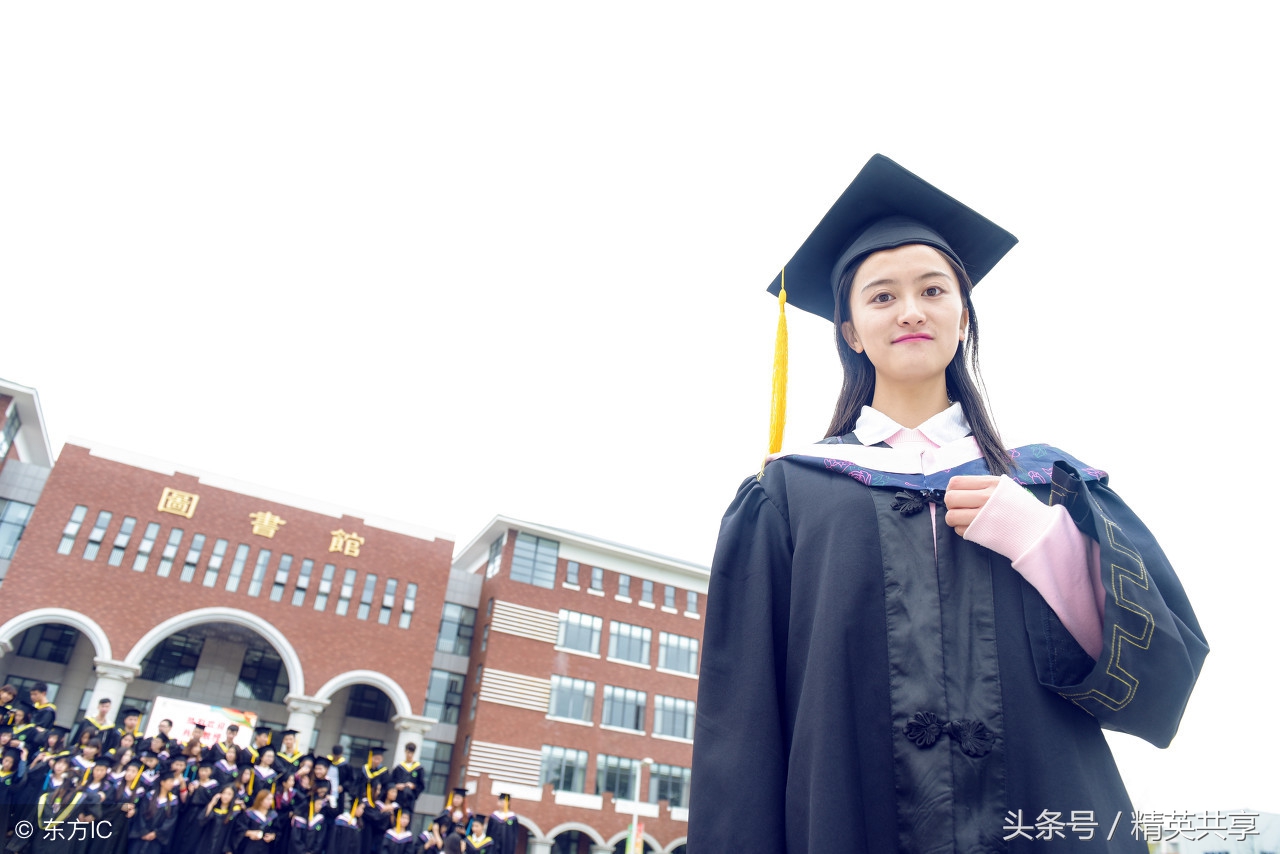 应届毕业生简历模板需要写成绩吗,应届毕业生如何写求职简历模板