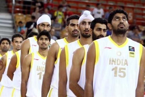 近10年男篮国际赛5大悲惨事件:国奥被印度公务员打懵,5打2输球